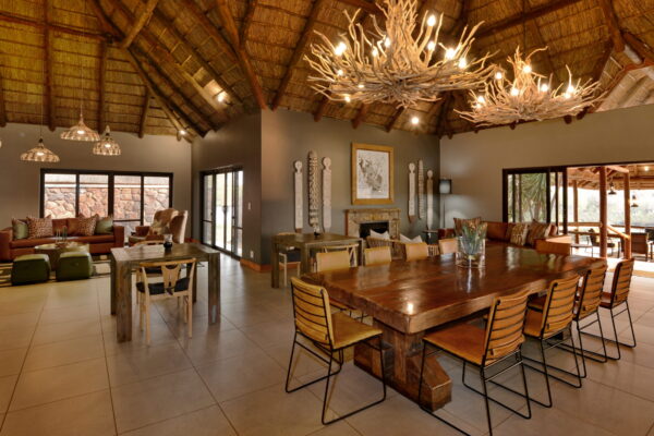 River Lodge (49)